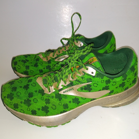 brooks running shamrock